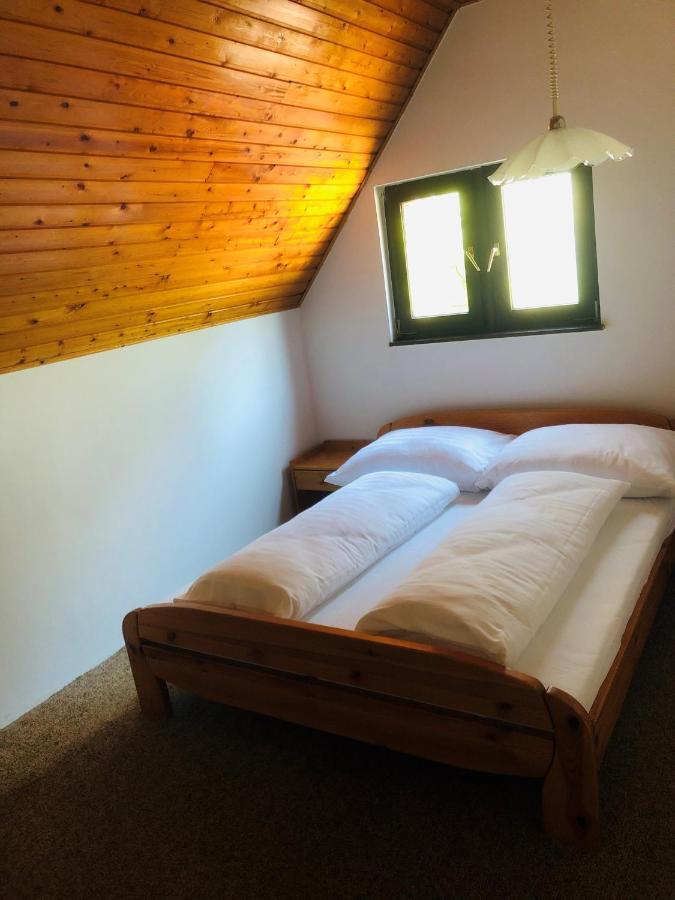 Ferienwohnung Ady Gold Five Siófok Exterior foto